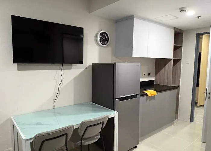 Jtower Residences Rad Staycation In Sm Jmall Hotel Mandaue City