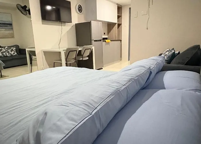 Jtower Residences Rad Staycation In Sm Jmall Hotel 3*